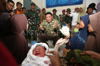 Menhan: Bantuan bencana Aceh disalurkan via udara agar cepat