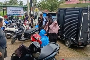 SPPG alihkan MGB kepada penyintas banjir Padang