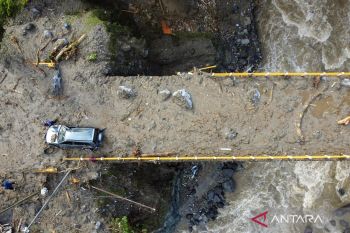 Ipda Angga yang ikut tersapu banjir bandang, mobilnya ditemukan di Jembatan Kembar
