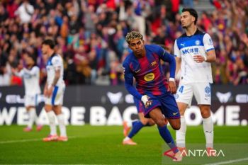 Yamal dan Torres absel saat Barcelona lawan Slavia Praha