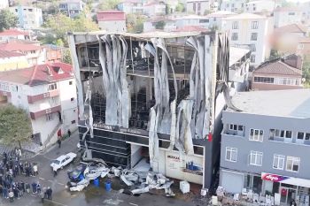 Enam tewas dalam kebakaran pabrik kosmetik di Kocaeli, Turki