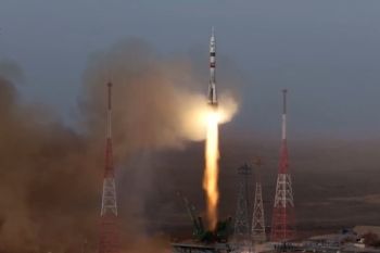 Rusia kirim tiga kosmonaut gunakan wahana antariksa Soyuz MS-28