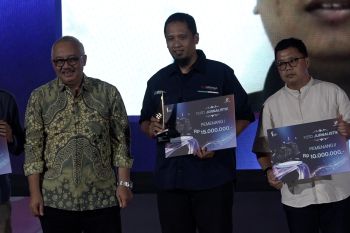 Tangkap cerita anak di Lewotobi, ANTARA raih penghargaan Komdigi