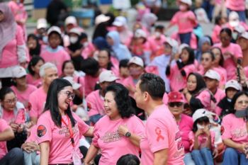 Kris Dayanti, Once, hingga Chicha Koeswoyo hibur penyintas HIV/AIDS