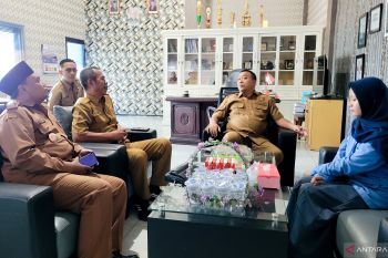 Bupati Situbondo minta desa buat video simulasi perbaikan desil DTSEN