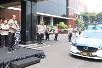 Polda Jatim berangkatkan bantuan kemanusiaan untuk Sumatera