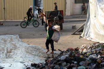 Perang Paksa Anak Gaza Dewasa Sebelum Waktunya