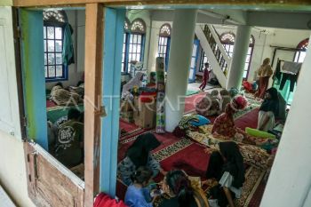 Pengungsi korban bencana di Tanah Datar