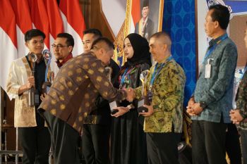 Bank NTB Syariah raih penghargaan akselerasi QRIS terbaik di PTBI 2025