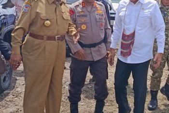 Menko Polkam dan Kepala BIN merayakan Natal bersama masyarakat Papua Pegunungan