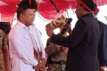 Menko Polkam bersama Kepala BIN menjadi warga kehormatan Papua Pegunungan