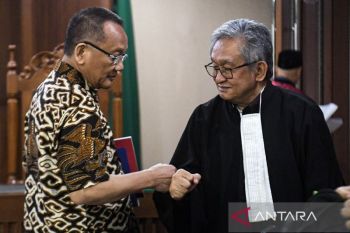Pengacara klaim eks Sekretaris MA Nurhadi tak terima uang gratifikasi