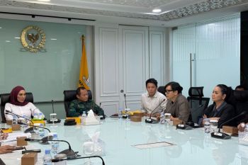 Fraksi Golkar DPR RI galang donasi untuk korban bencana di Sumatera