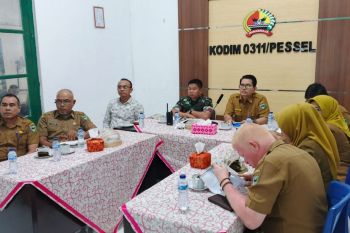 Pemkab Pesisir Selatan bahas progres pembangunan gedung dan gerai Koperasi Merah Putih