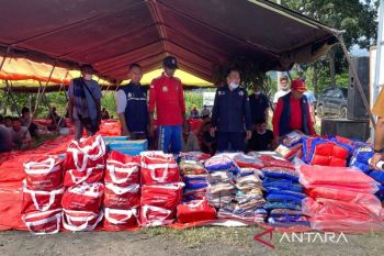 Bantuan pokok dari Kemensos tiba di Aceh Tamiang