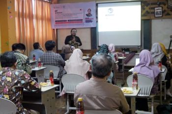 Universitas Presiden beri pelatihan ajar secara digital pada guru SMA