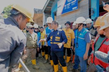 Kementerian ESDM percepat pemulihan distribusi BBM-listrik di Sumbar