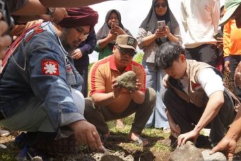 Willy Salim dan Ustaz Derry Sulaiman bangun 10 rumah relokasi korban banjir bandang di Padang Panjang