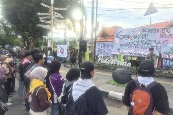 Kelompok gerakan solidaritas Jambi galang dana bencana alam Sumatra