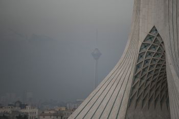 Lebih dari 210.000 orang di Iran berobat akibat polusi udara