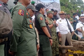 Halimun Salak authorities push miners to join conservation effort