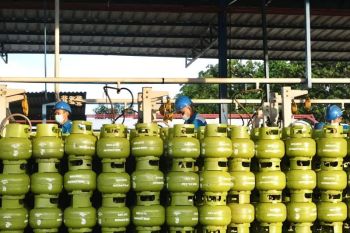Pertamina pasok gas elpiji dengan sembilan mobil tangki ke Banda Aceh