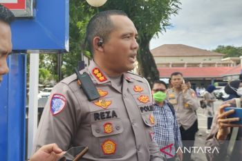 Polda Sumbar informasikan jalur lintas Lembah Anai masih ditutup total