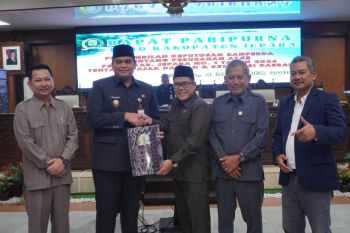 Pemkab Jepara naikkan tarif parkir kendaraan roda dua 100 persen