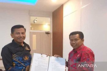 Pemprov NTB hibahkan delapan aset untuk Pemkab Dompu
