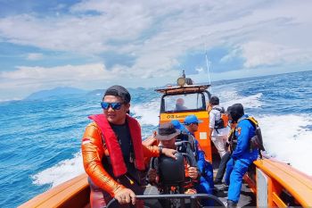 Tim SAR gabungan cari penumpang terjatuh ke laut dari KMP Dorothy di perairan Bakauheni