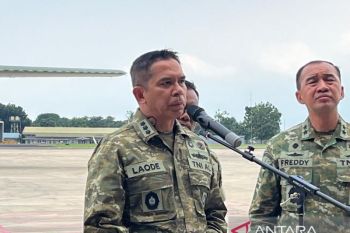 TNI kerahkan KRI Bontang bawa 2.000 ton solar ke titik banjir Sumatera