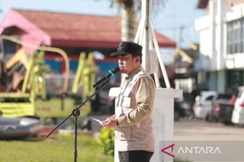 Wali Kota Solok Pimpin Apel dan Goro Bersihkan Lumpur Pascabencana