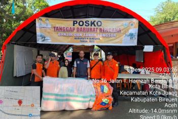 Pemerintah Aceh salurkan jaket keselamatan untuk penumpang penyeberangan