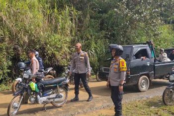 Polres Aceh Tengah kawal penyaluran 26 ton beras ke desa terisolir