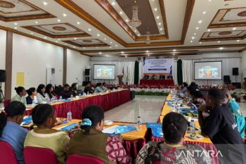 40 guru SD di Pegunungan Arfak ikut pelatihan literasi dan numerasi