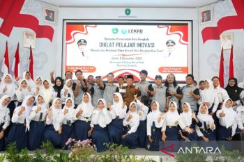 Pemkot Bengkulu dan LEKaD gelar pelatihan menulis untuk siswa