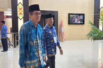 Fraksi Demokrat Kalteng minta prioritas pendidikan tak terhambat