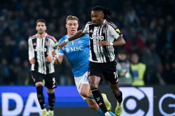 Drama di San Paolo: Napoli Tundukkan Juventus 2-1 dan Rebut Puncak Klasemen