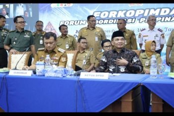 Ketua DPRD Jateng minta pemprov pastikan stok pangan dan transportasi