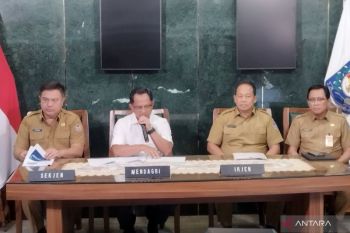 South Aceh district head suspended for overseas visit amid floods