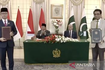 Indonesia, Pakistan sign seven cooperation agreements