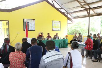 Kapolda ajak warga Tanimbar cegah konflik sosial lewat dialog adat