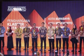 Kemendagri beri penghargaan 43 pemda terinovatif pada puncak IGA 2025