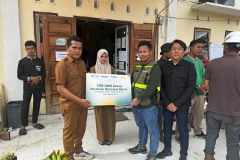 AWK Group salurkan CSR dan galang donasi untuk warga terdampak banjir di Sumatera