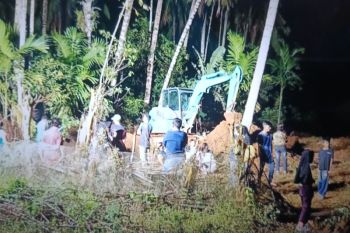 17 korban banjir Agam dimakamkan massal di TPU Bungus