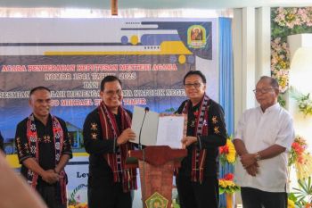 Kemenag alih status dua SMA Katolik di NTT guna memperkuat layanan pendidikan