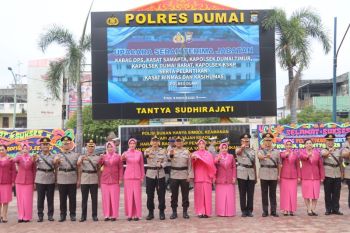 Kapolres Dumai AKBP Angga resmikan sertijab lima pejabat utama