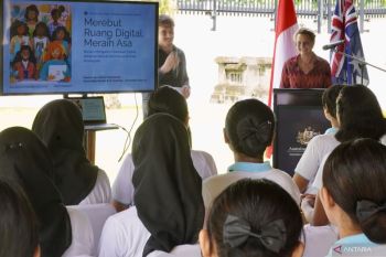 Konjen Australia latih perempuan muda RI cegah kekerasan digital