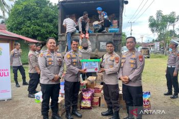 Polres Mukomuko salurkan bantuan untuk korban bencana Sumatera