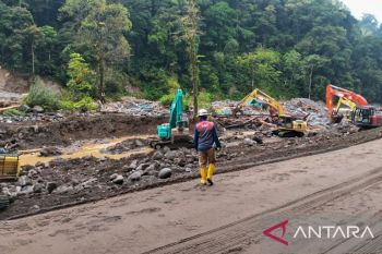 Sumbar terima 310.800 liter BBM khusus penanganan bencana